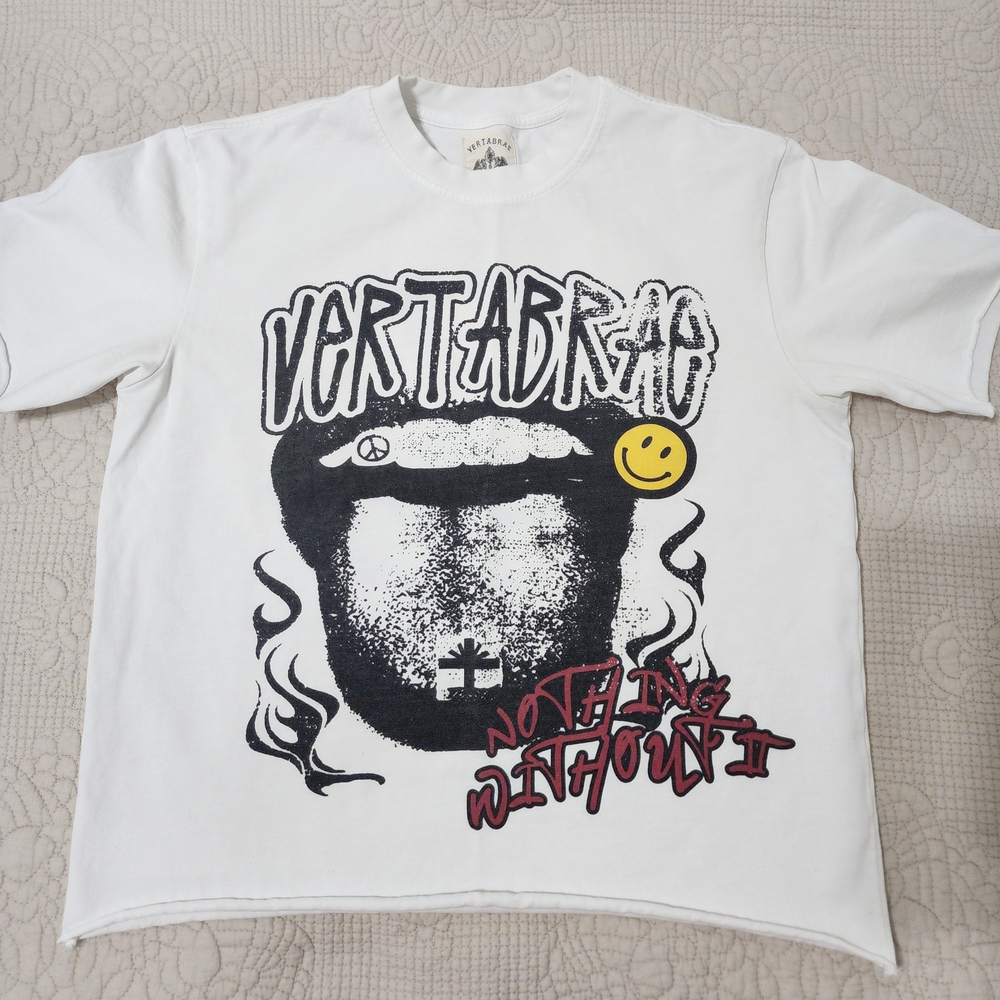 VERTABRAE Happy Nothing Without It Tee Size M  Gothic Edgy Punk Dark Rock